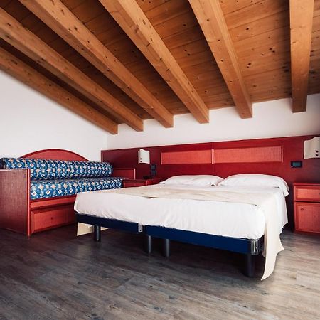 לידו די ג'סולו Hotel Brioni Mare מראה חיצוני תמונה